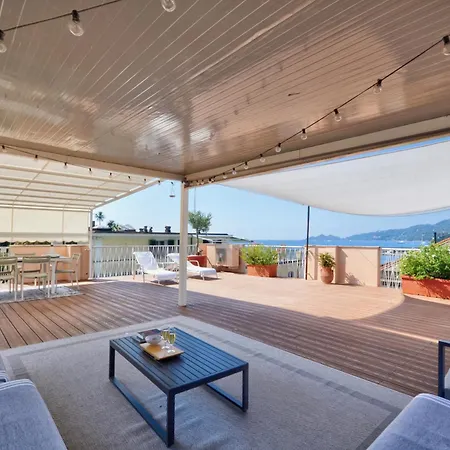 Ca' Muna - Sea View Penthouse, Private Rooftop, Walking To The Lejlighed