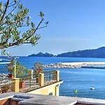 Ca' Muna - Sea View Penthouse, Private Rooftop, Walking To The Appartement