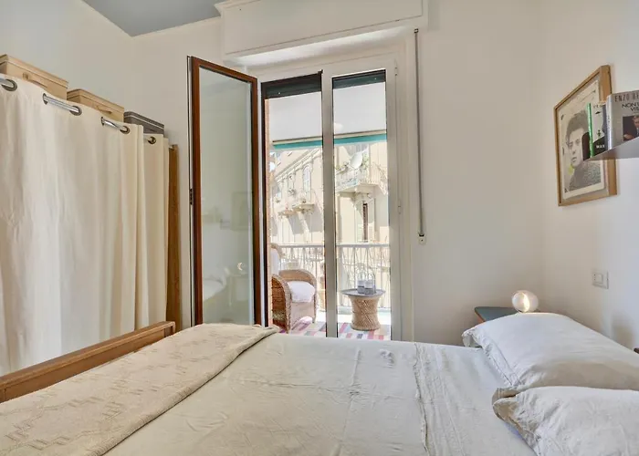 Ca' Muna - Sea View Penthouse, Private Rooftop, Walking To The Apartment *