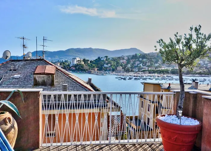 Ca' Muna - Sea View Penthouse, Private Rooftop, Walking To The * Rapallo