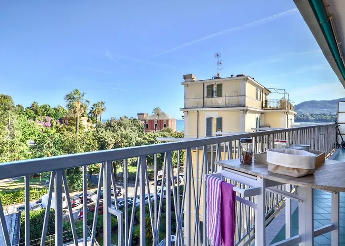 דירה Ca' Muna - Sea View Penthouse, Private Rooftop, Walking To The