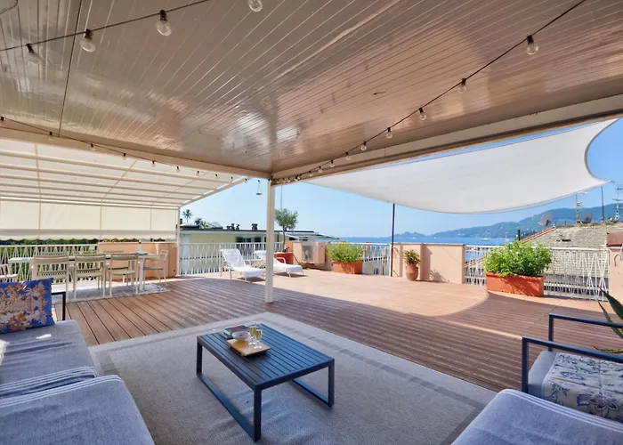 Ca' Muna - Sea View Penthouse, Private Rooftop, Walking To The Apartment