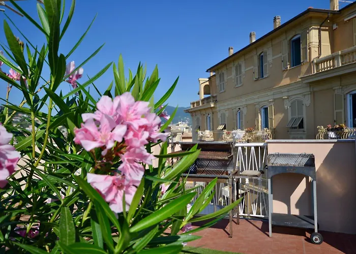 Ca' Muna - Sea View Penthouse, Private Rooftop, Walking To The דירה ראפאלו